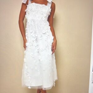 Elegant White Floral Dress